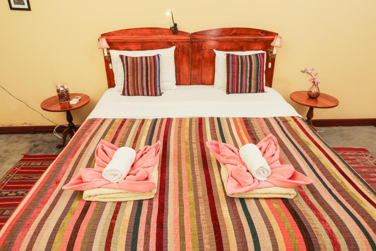The Colonial Guest House Sao Filipe Bagian luar foto